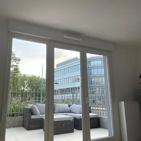 Neuf A 2mn De Paris Apartmán *